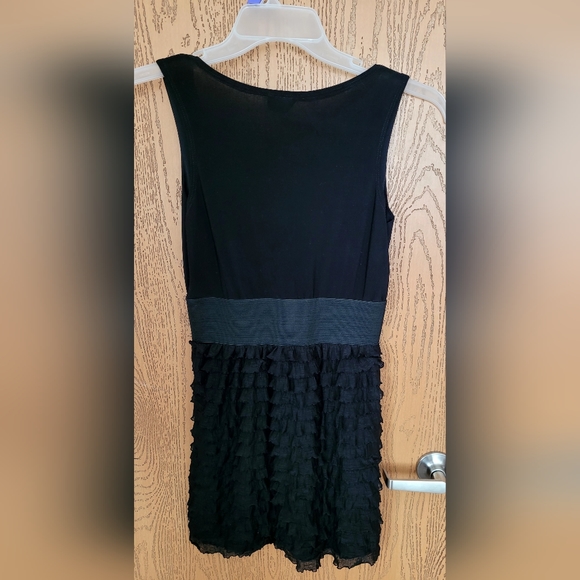Cute Taboo Brand Black Dress with Ruffled Skirt. Sz 8 - Picture 2 of 13